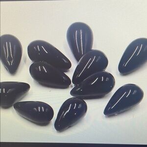 Elegant Black Teardrop Earrings 30 pcs